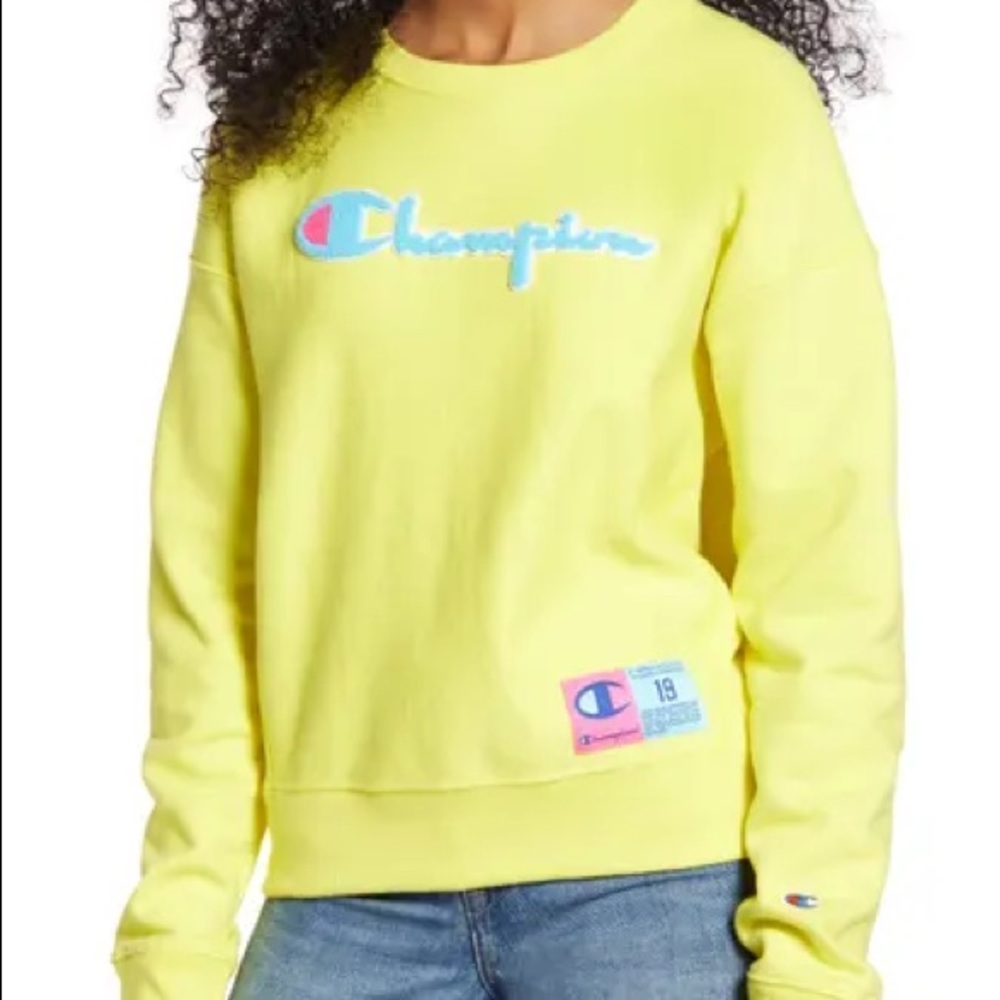 NWOT Urban Outfitters x Champion Reverse Weave Yellow Chenille Logo Sweatshirt